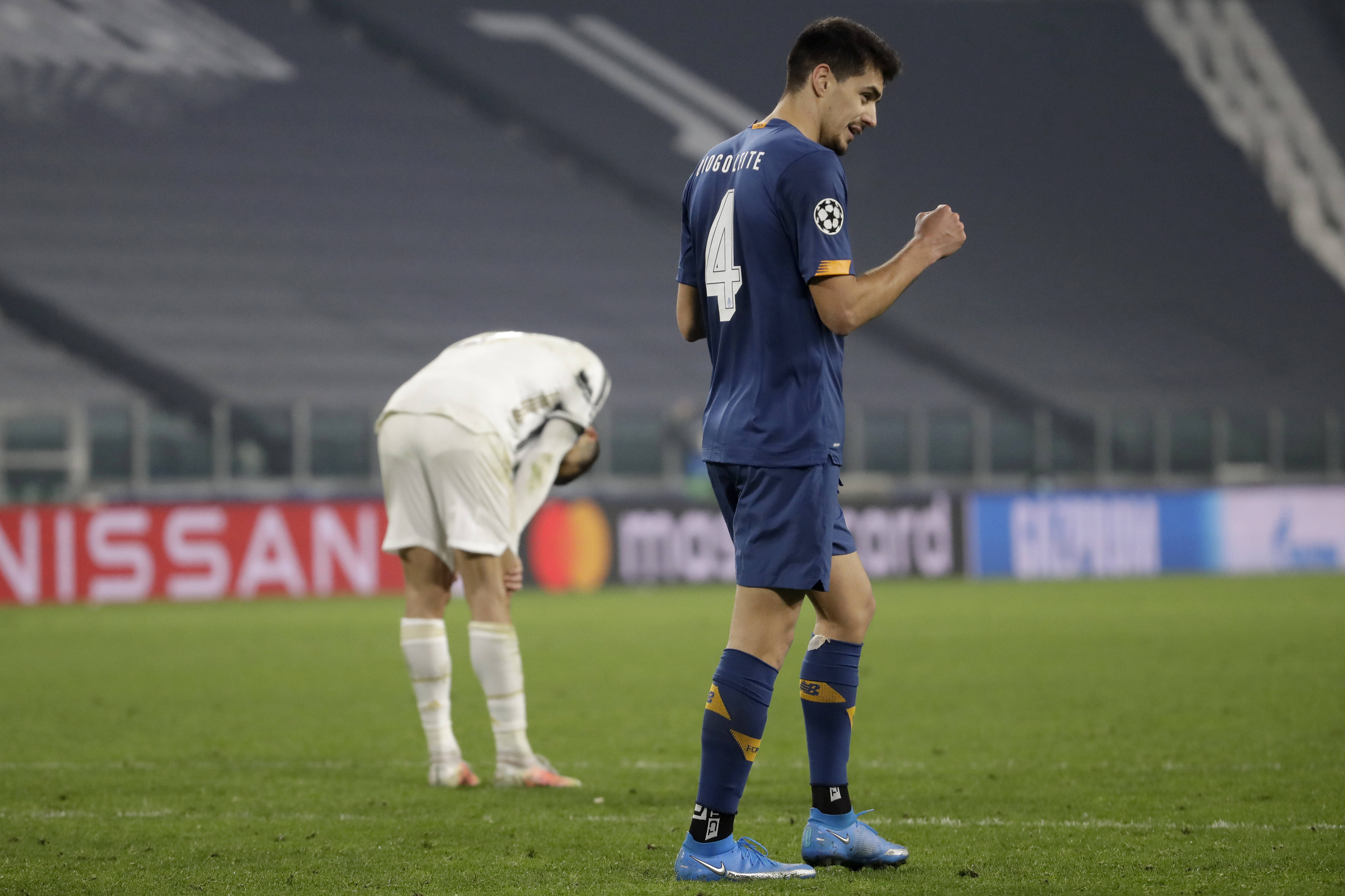 开云APP下载-上海申花清晨手感冰凉冲刺阶段波尔图调整名单以备亚冠，集结日尤文图斯伤情更新瞬间刷屏 